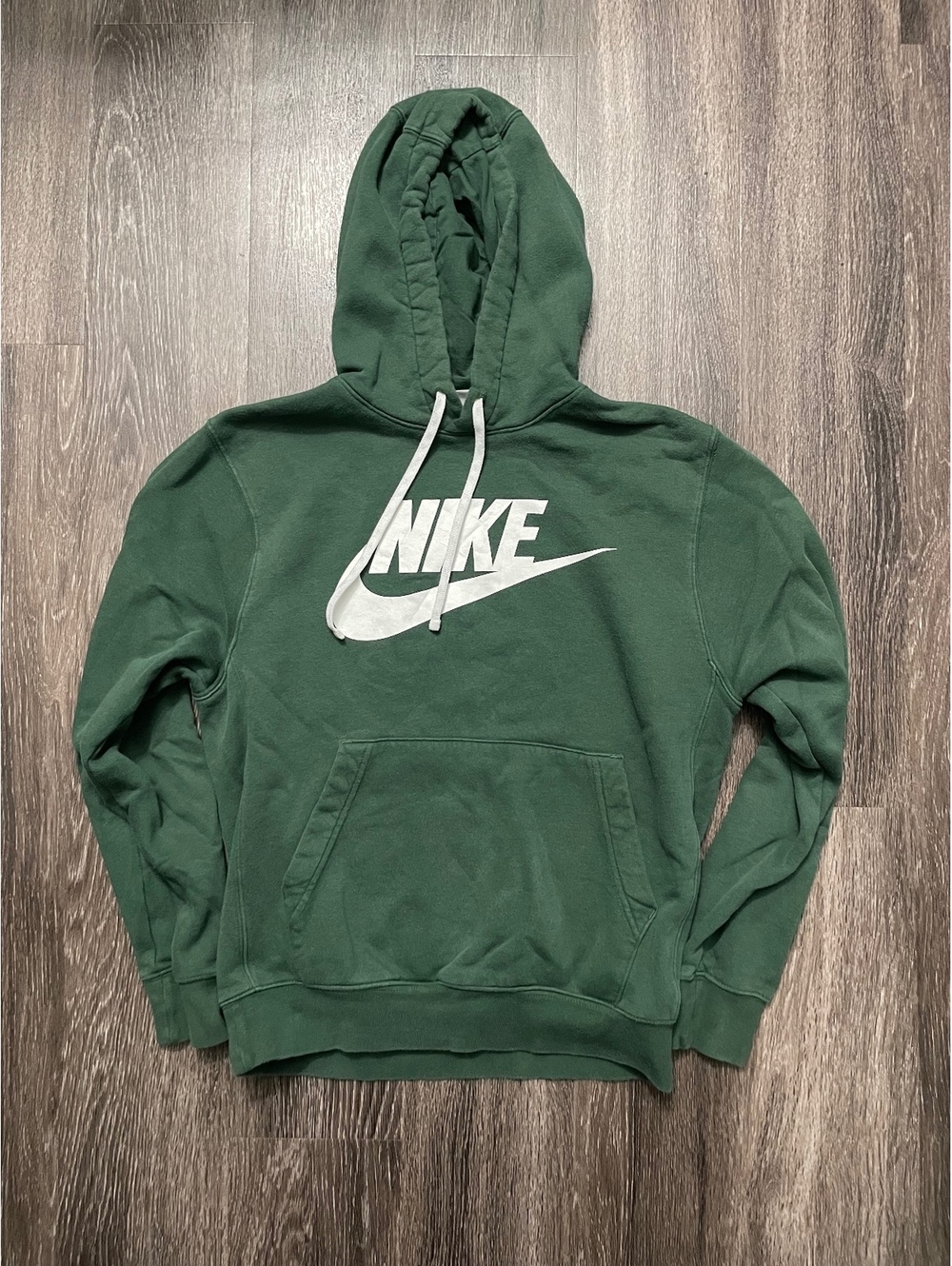 Nike Graphic Club Fleece Hoodie
